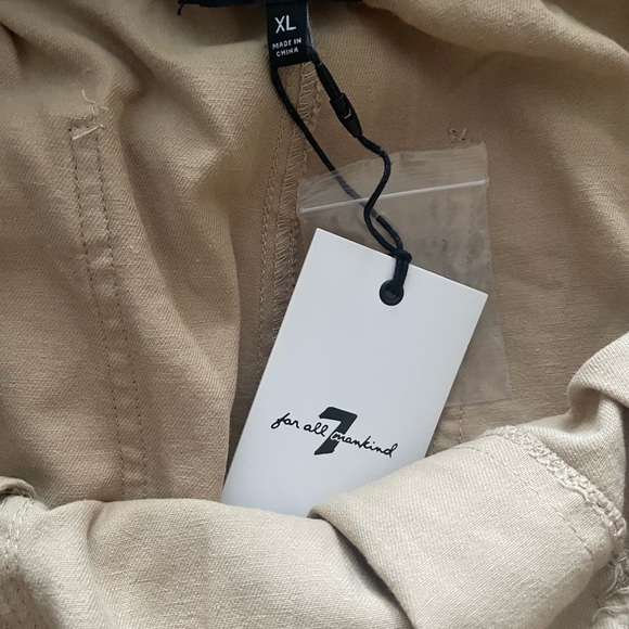 7️⃣ 7 FOR ALL MANKIND- Women's Drawstring
Cargo Utility Pants Beige,Size: XL,NWT - Picture 4 of 8